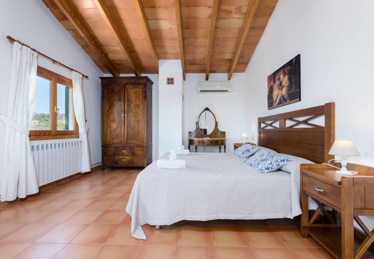 House in Sa Coma - YourHouse Es Garroveral 3, quiet and individual holidays in the Tramuntana area