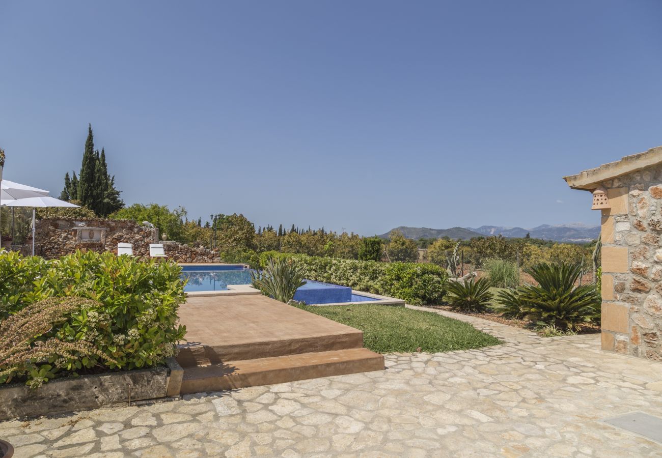 House in Muro - YourHouse Es Moyà des Pins, villa with private pool and garden in Majorca North
