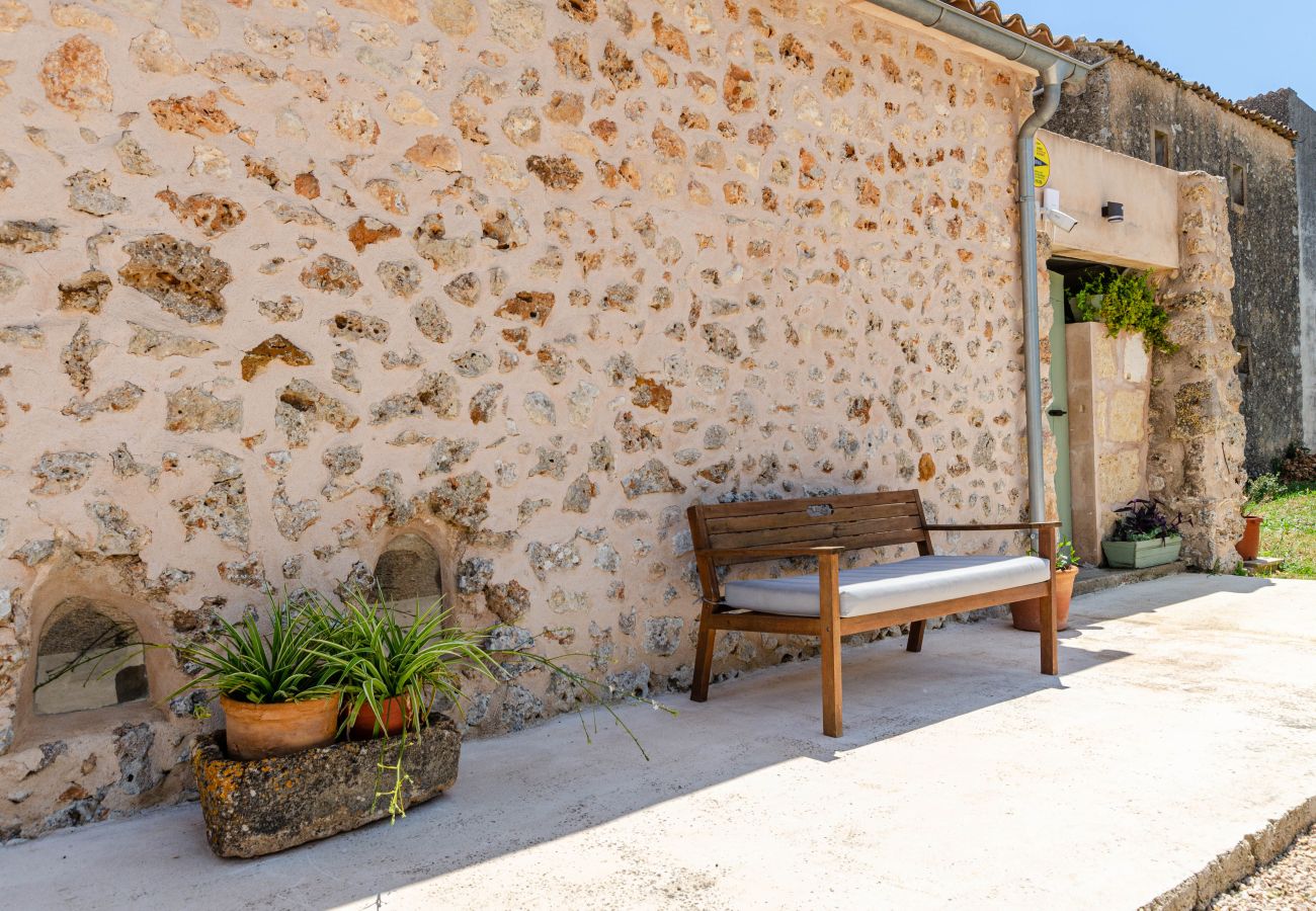 Farm stay in Costitx - Cal Tio 1 YourHouse, perfect for families, in a quiet area