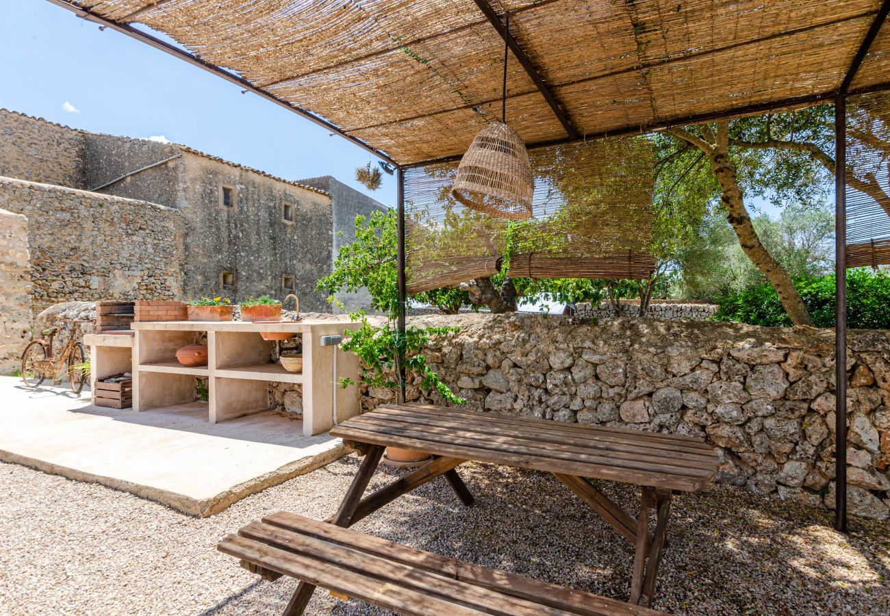 Farm stay in Costitx - Cal Tio 1 YourHouse, perfect for families, in a quiet area