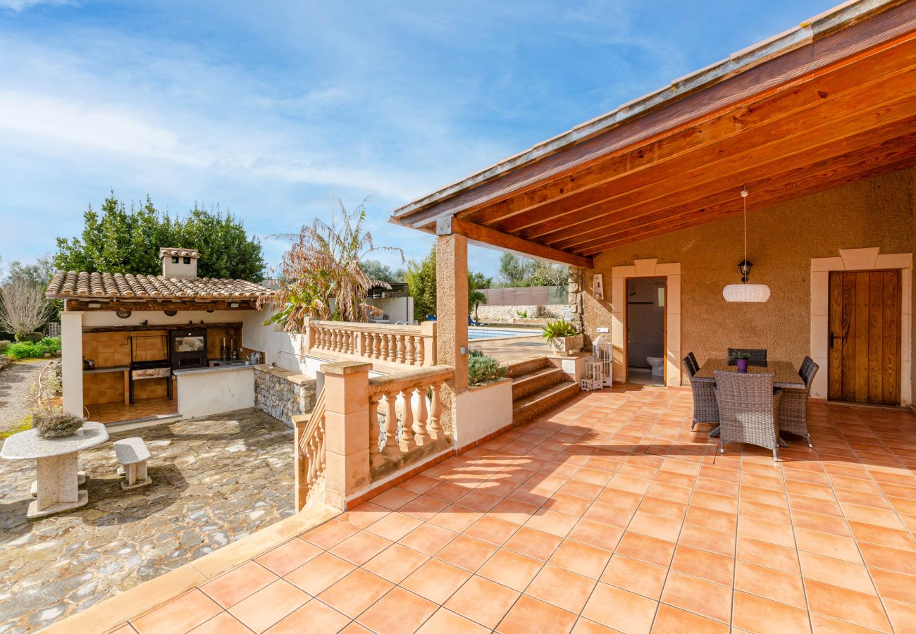 Villa in Arta - Family-friendly villa in Arta with pool and barbecue, YourHouse Can Gonzalez