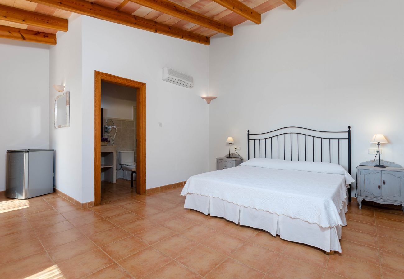 Farm stay in Campos - YourHouse Son Sala Agroturismo - double room