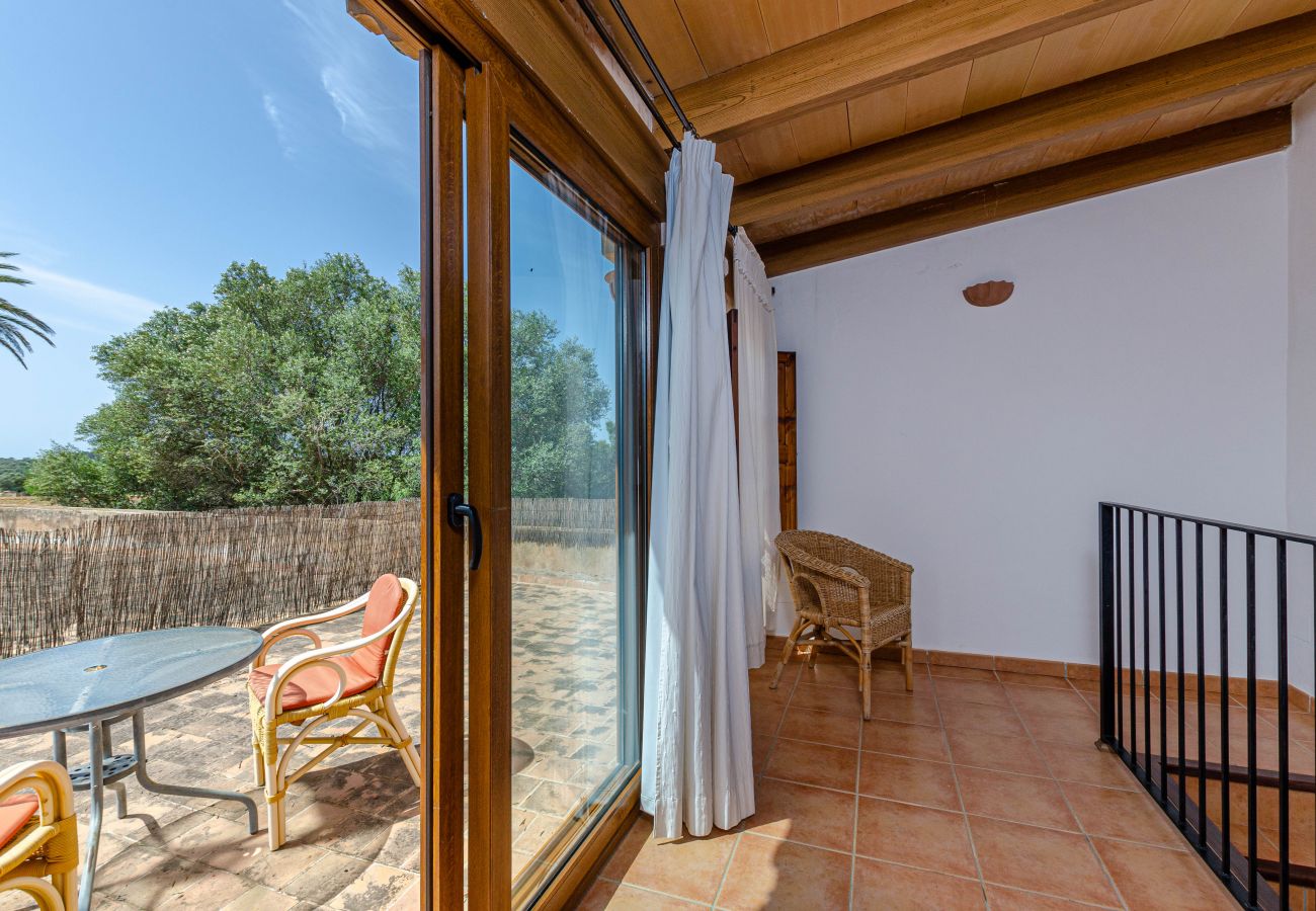 Farm stay in Campos - YourHouse Son Sala farm stay, apartment with shared pool