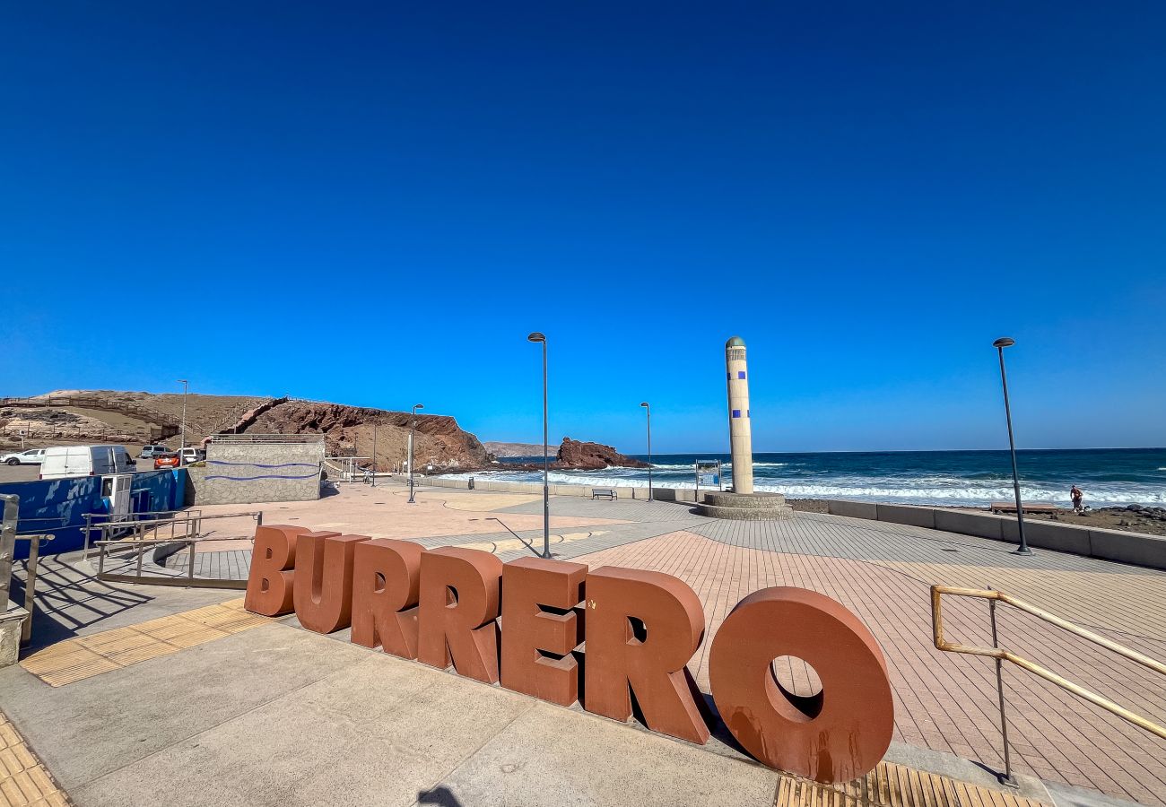 Apartment in Ingenio - El Burrero beach with sea view Lightbooking