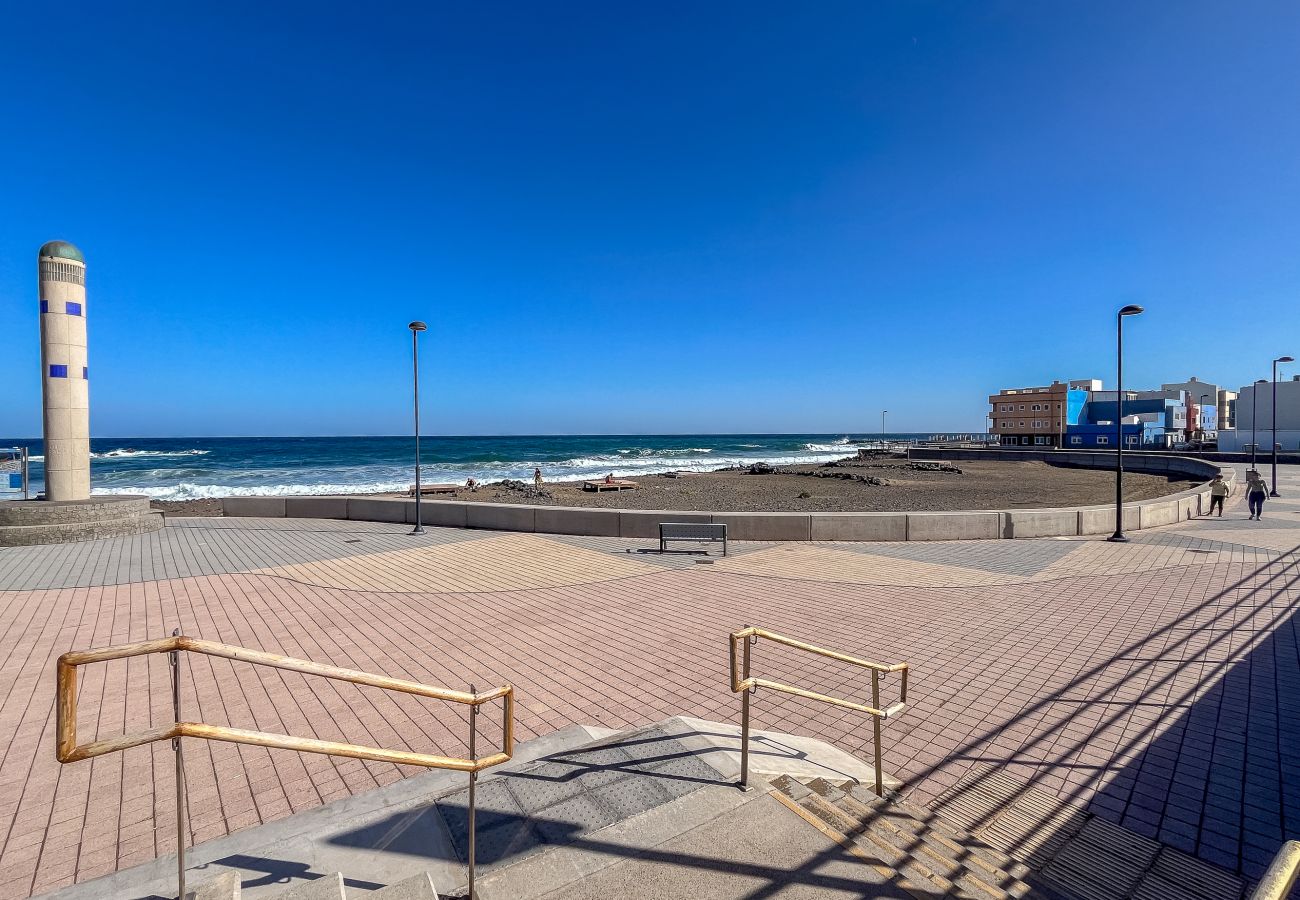 Apartment in Ingenio - El Burrero beach with sea view Lightbooking