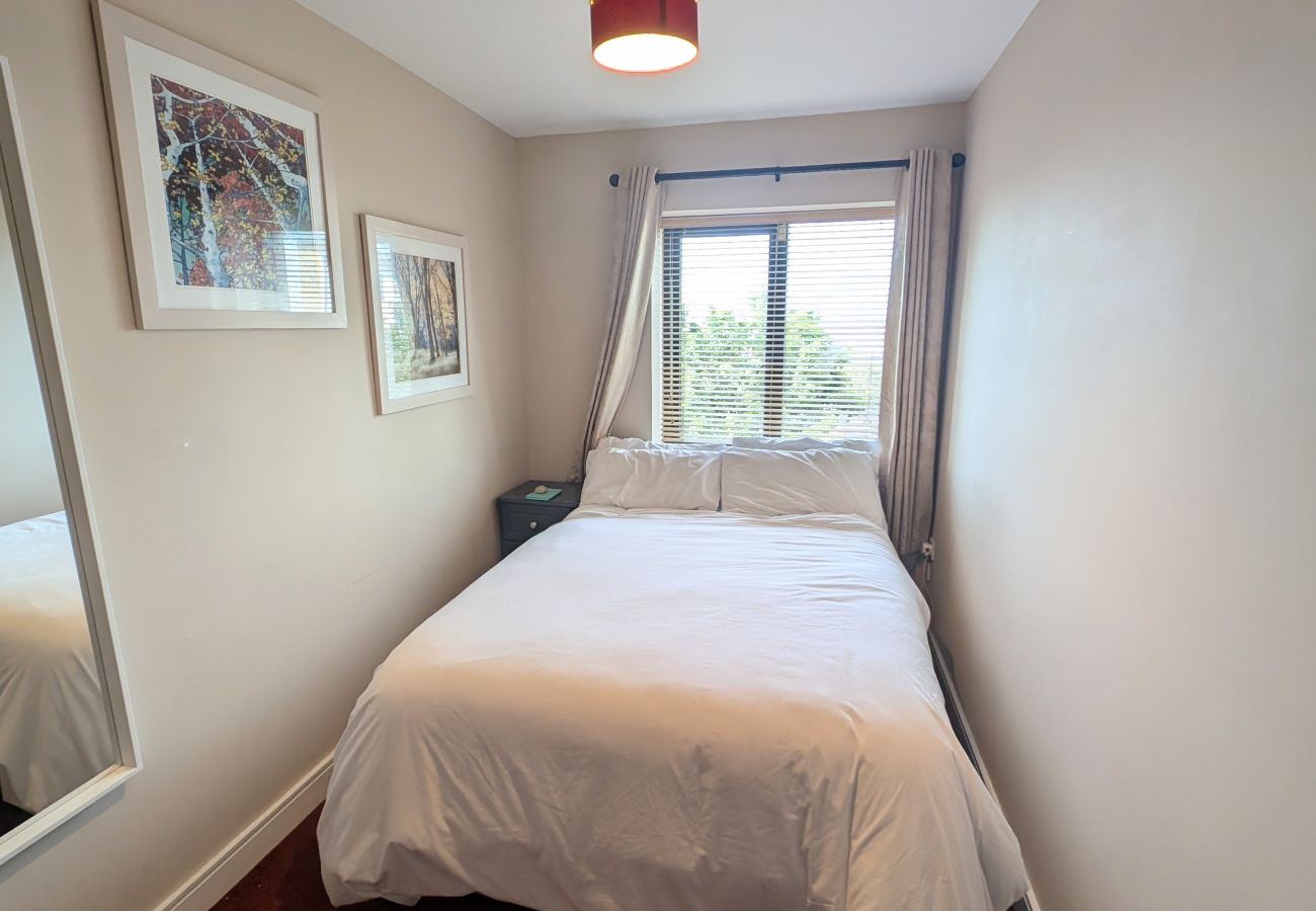 Apartment in Dublin - North Dublin Modern 2 Bedroom