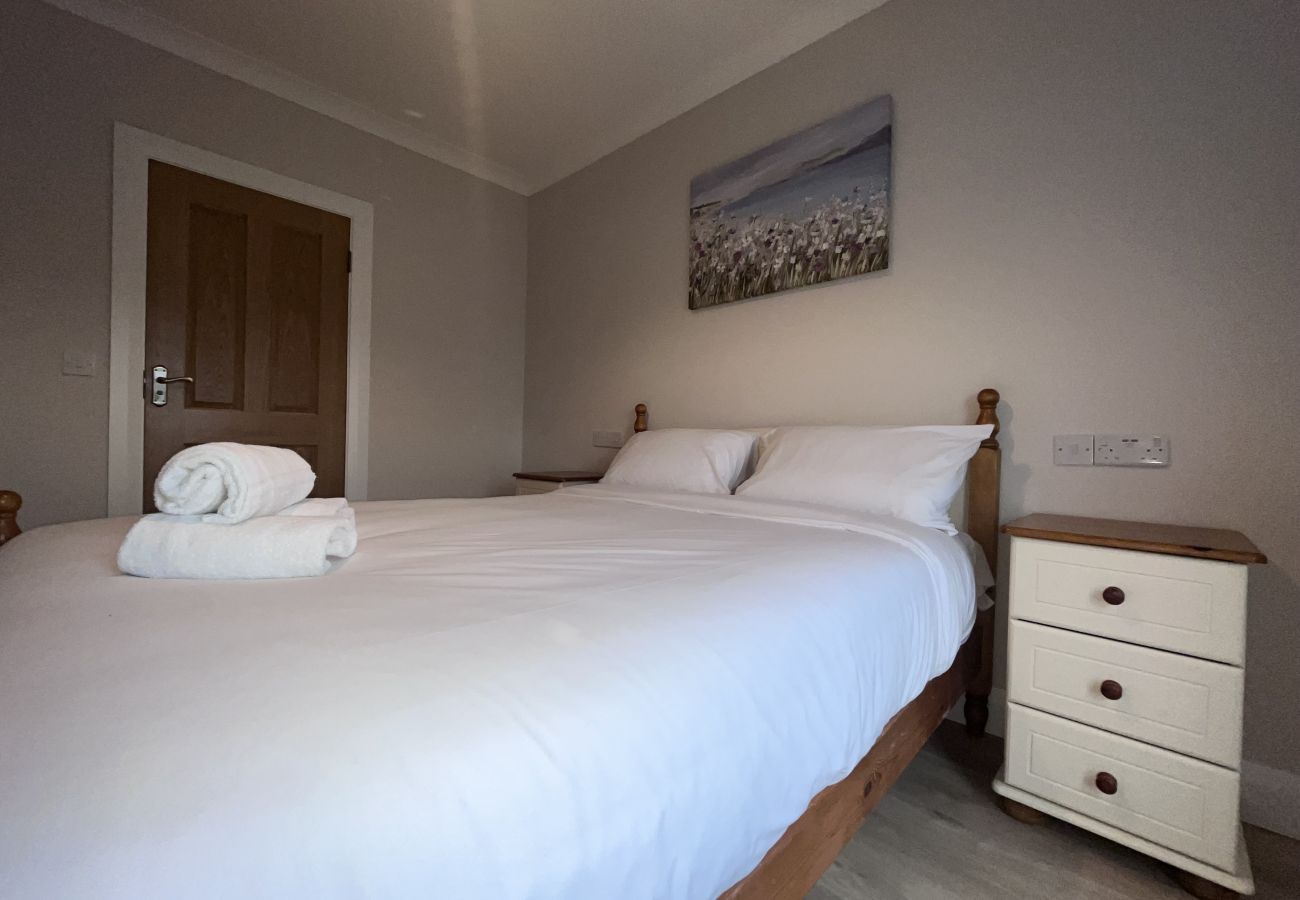 Apartment in Galway City - 4 Bedroom Duplex Apartment Galway Newcastle Road