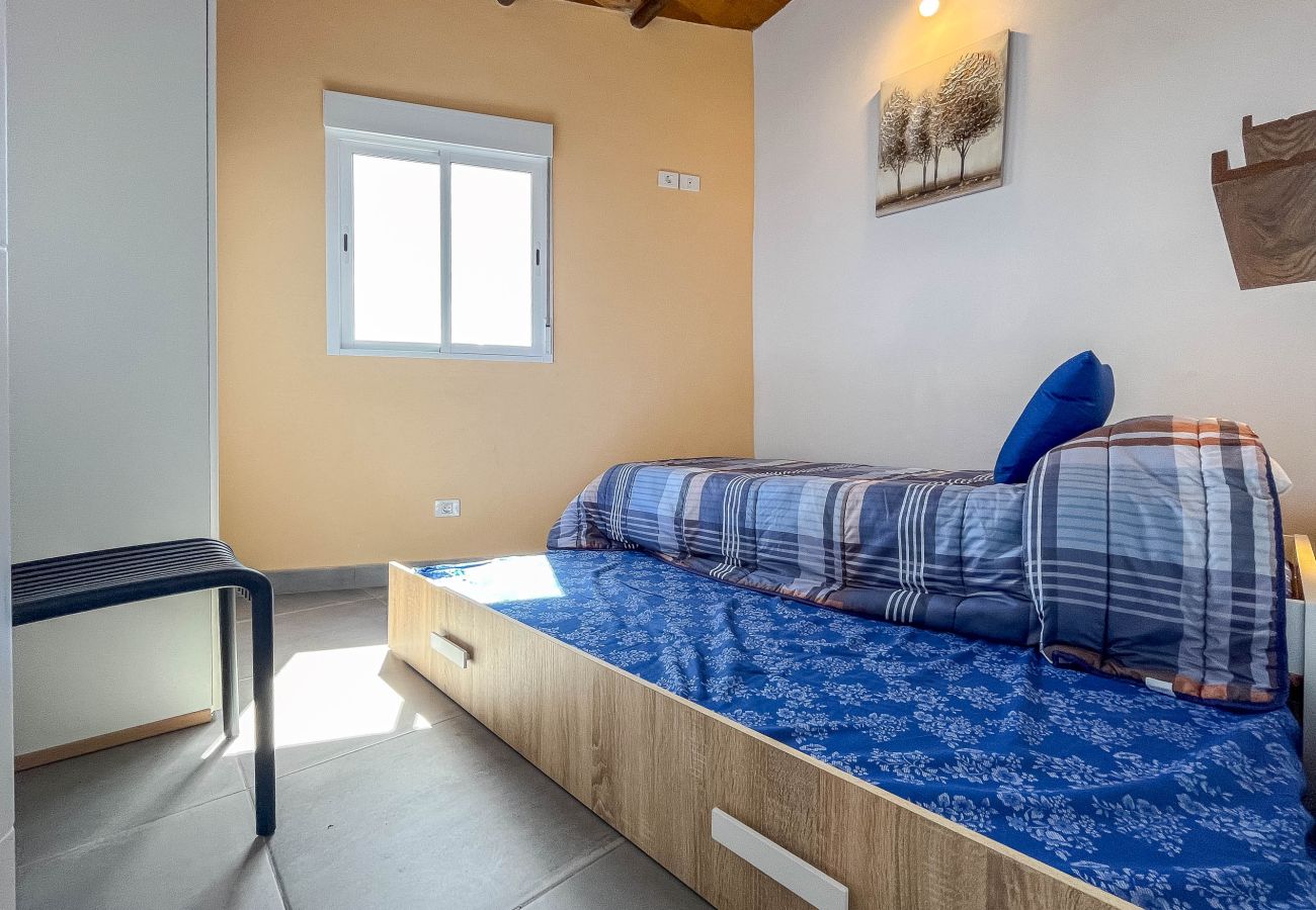 House in El Pinar - Lightbooking El Pinar Isla del Hierro