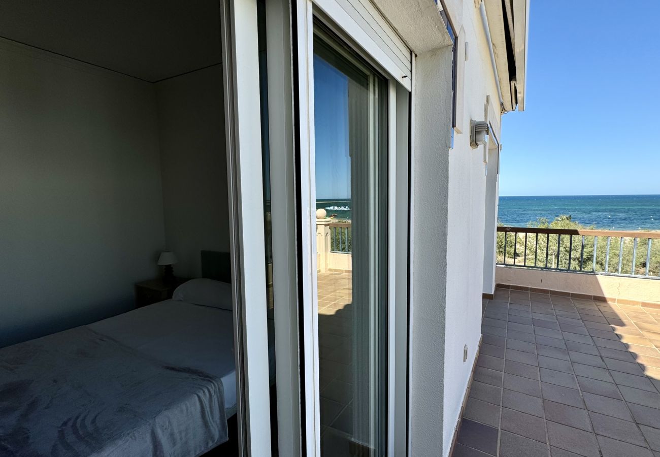 Apartment in Denia - CARLTON 131 LM-031