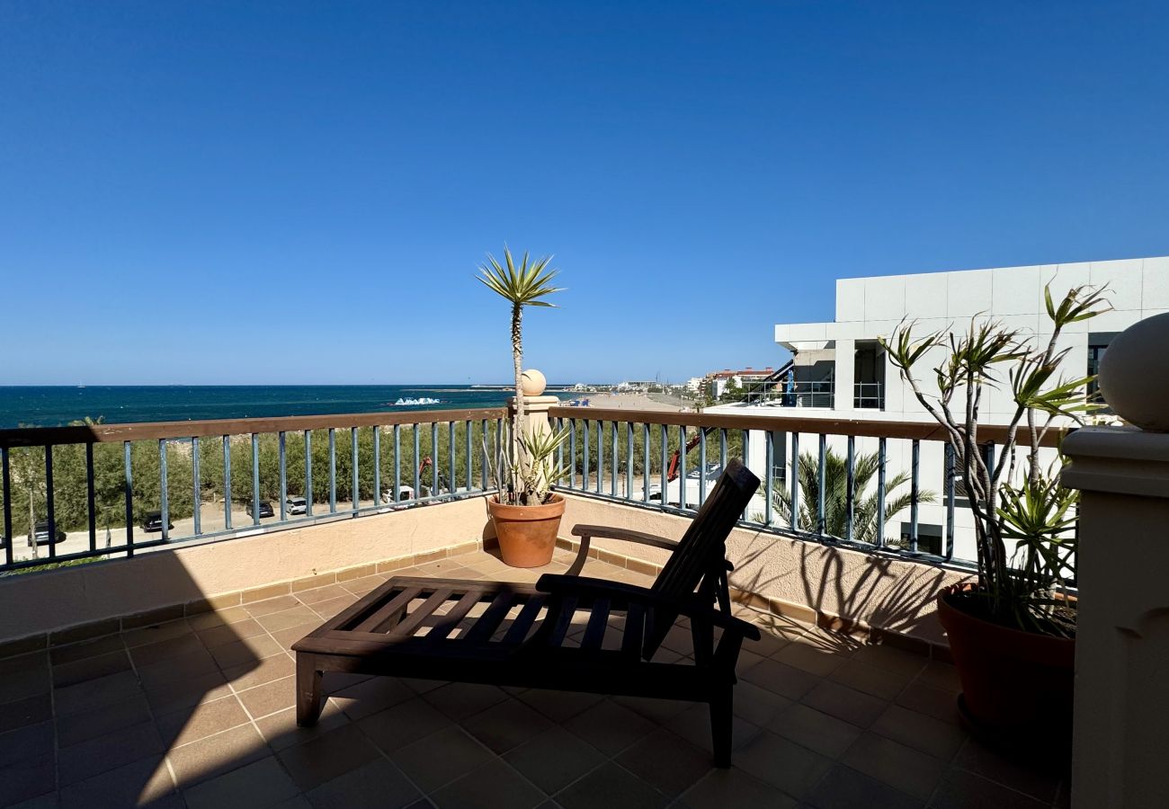 Apartment in Denia - CARLTON 131 LM-031