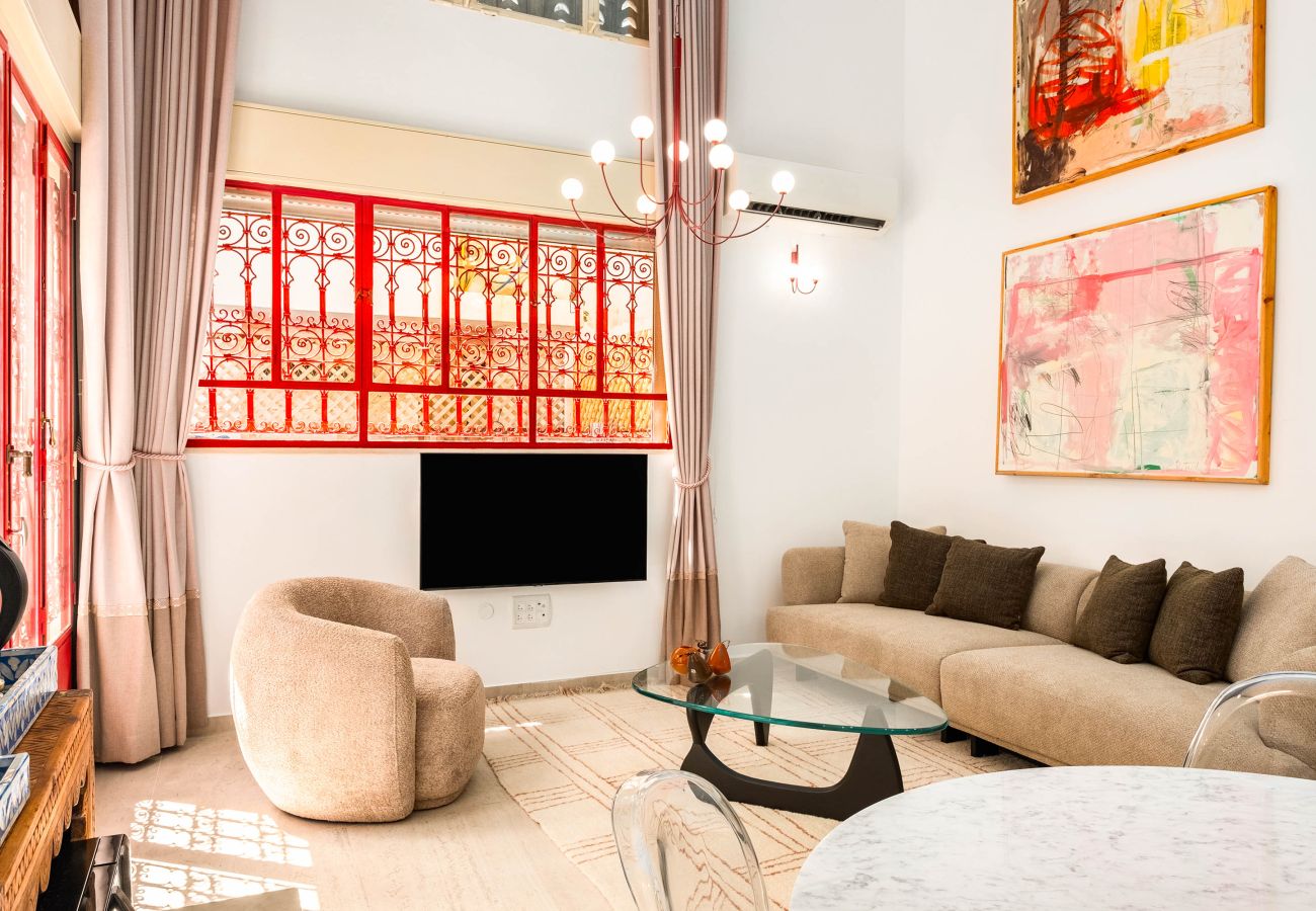 Apartment in Tel Aviv - Jaffa - High End Renovated Duplex near Carmel Market by FeeHome