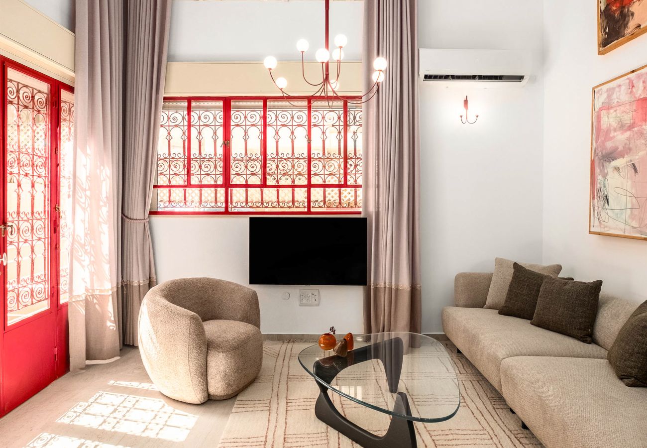 Apartment in Tel Aviv - Jaffa - High End Renovated Duplex near Carmel Market by FeeHome