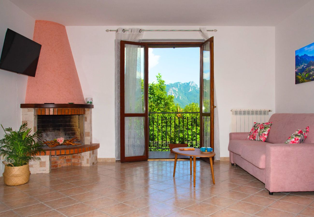 Apartment in Tramonti - Casa Tramonti D'aMare - On the hills of the Amalfi Coast