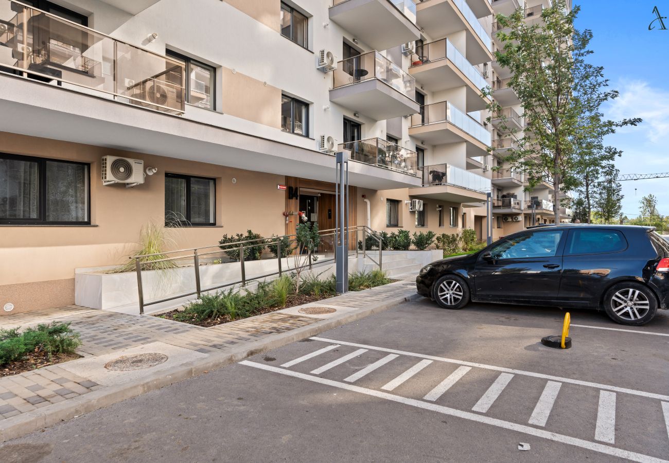 Apartment in Bucharest - Kesem Studios - The Vert stay indoor parking