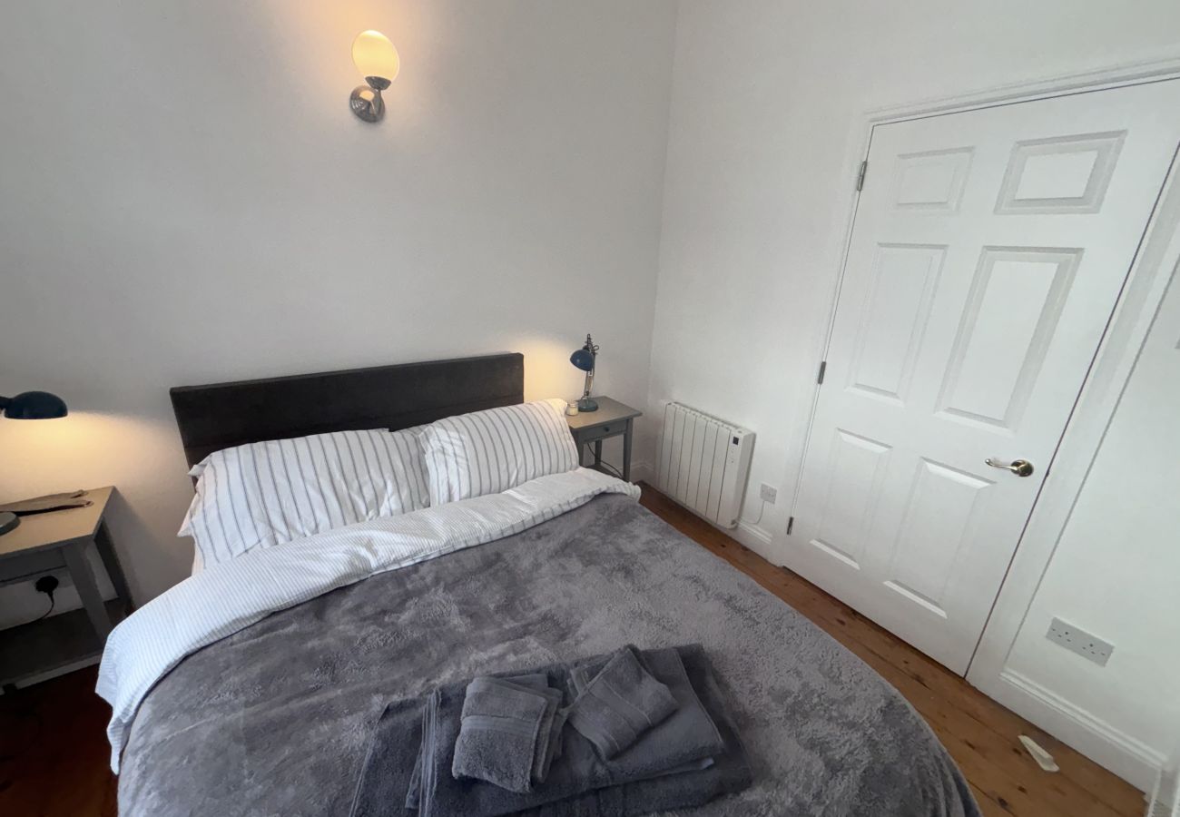 Apartment in Dublin - Stylish 2 bedroom apartment Dublin 2