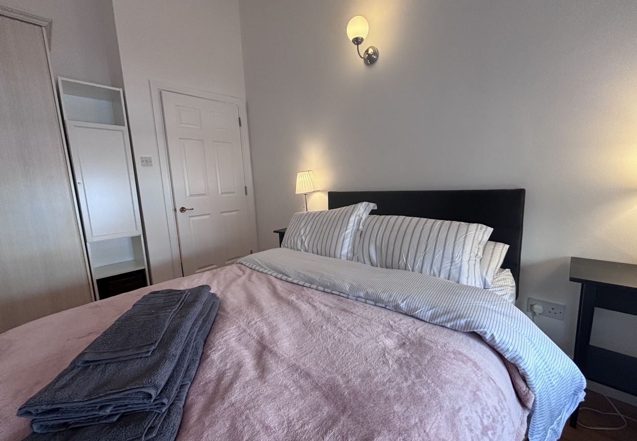 Apartment in Dublin - Stylish 2 bedroom apartment Dublin 2