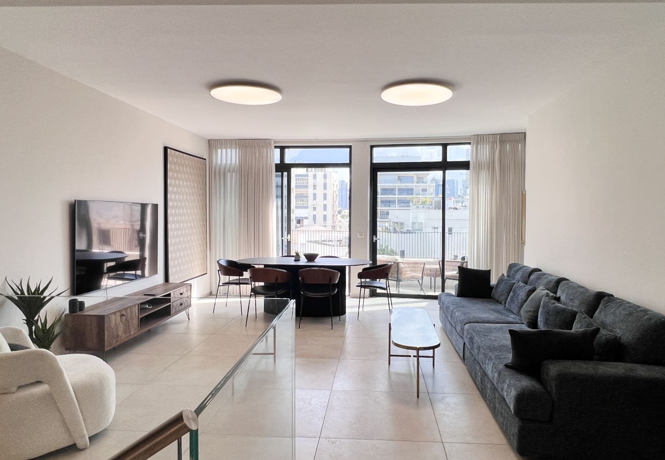 Apartment in Tel Aviv - Jaffa - Refined 3BR Duplex in City Center by FeelHome