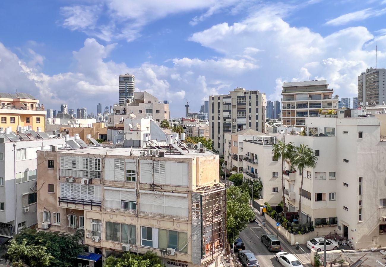 Apartment in Tel Aviv - Jaffa - Refined 3BR Duplex in City Center by FeelHome