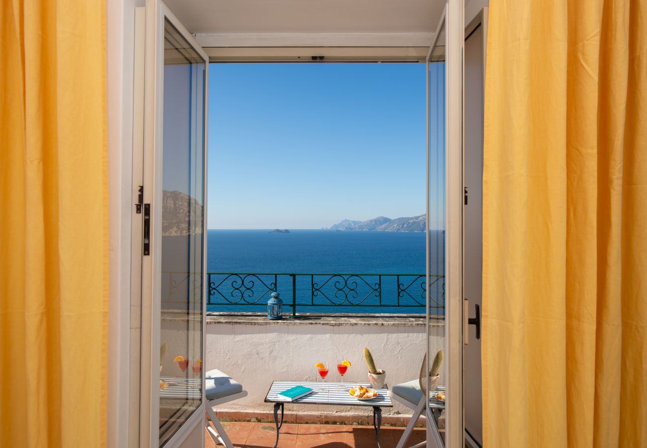 Apartment in Praiano - Casa Nostra - It speaks of love, family, and the sea