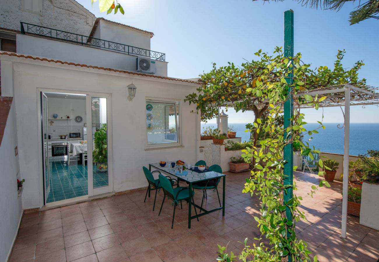 Apartment in Praiano - Casa Nostra - It speaks of love, family, and the sea