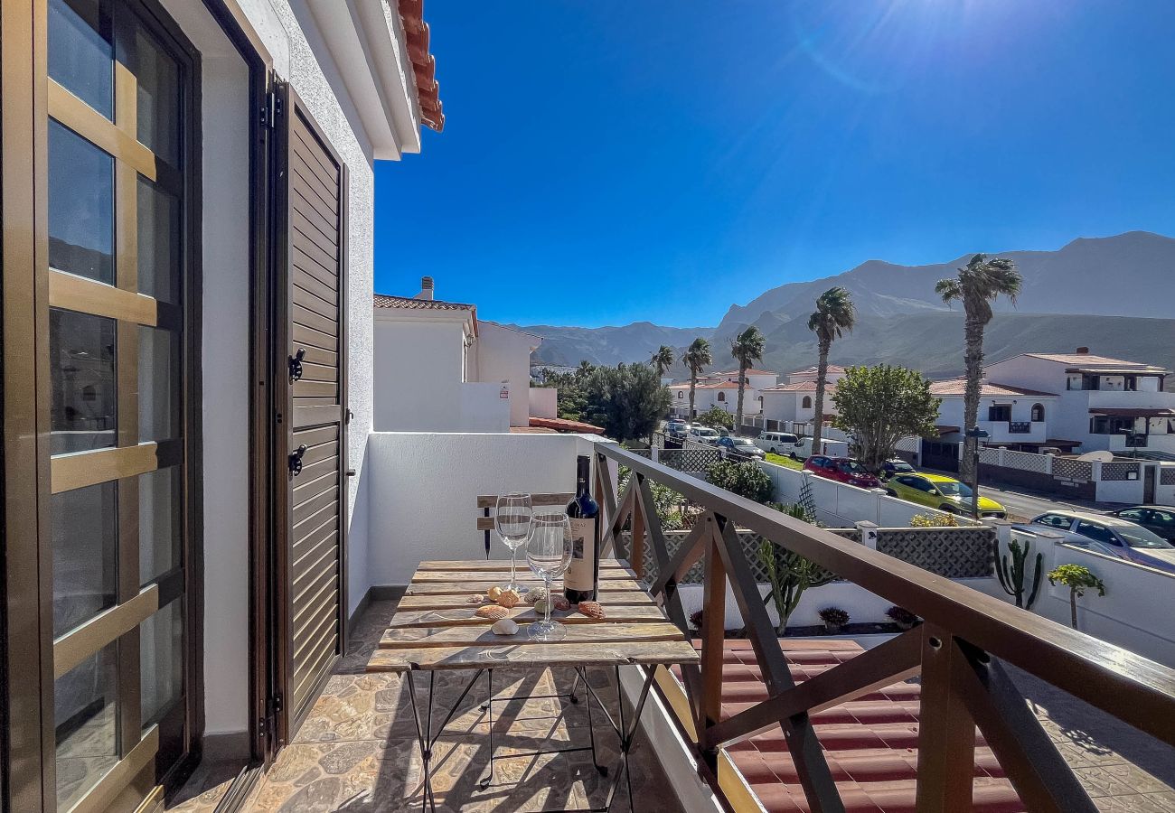 House in Agaete - Agaete El Turman with solarium terrace and private car park